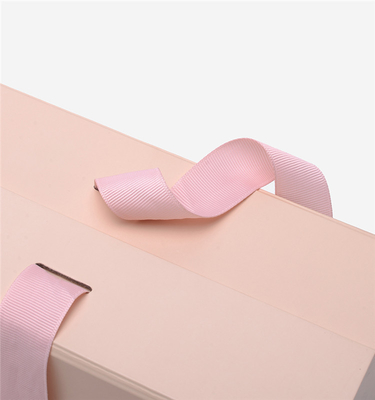 Light Pink Flat Foldable Packaging Box Rigid Customized Design 2mm Thickness